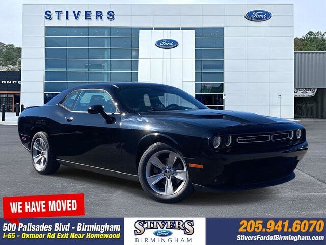2018 Dodge Challenger SXT RWD