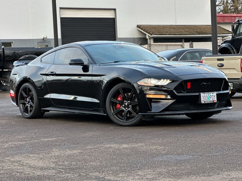 2020 Ford Mustang GT Premium Coupe RWD