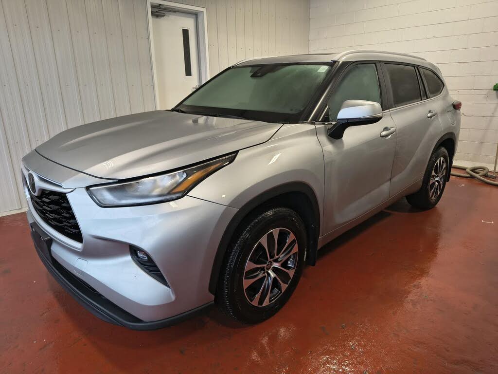 2024 Toyota Highlander XLE AWD