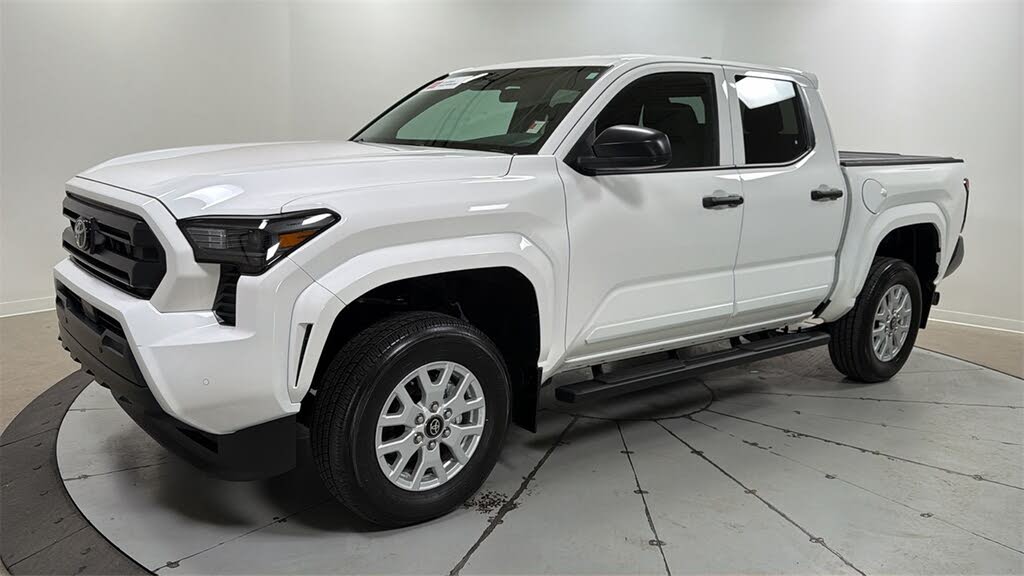 2024 Toyota Tacoma SR Double Cab 4WD