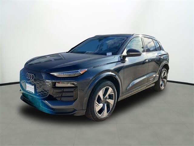 2025 Audi Q6 e-tron quattro Premium Plus
