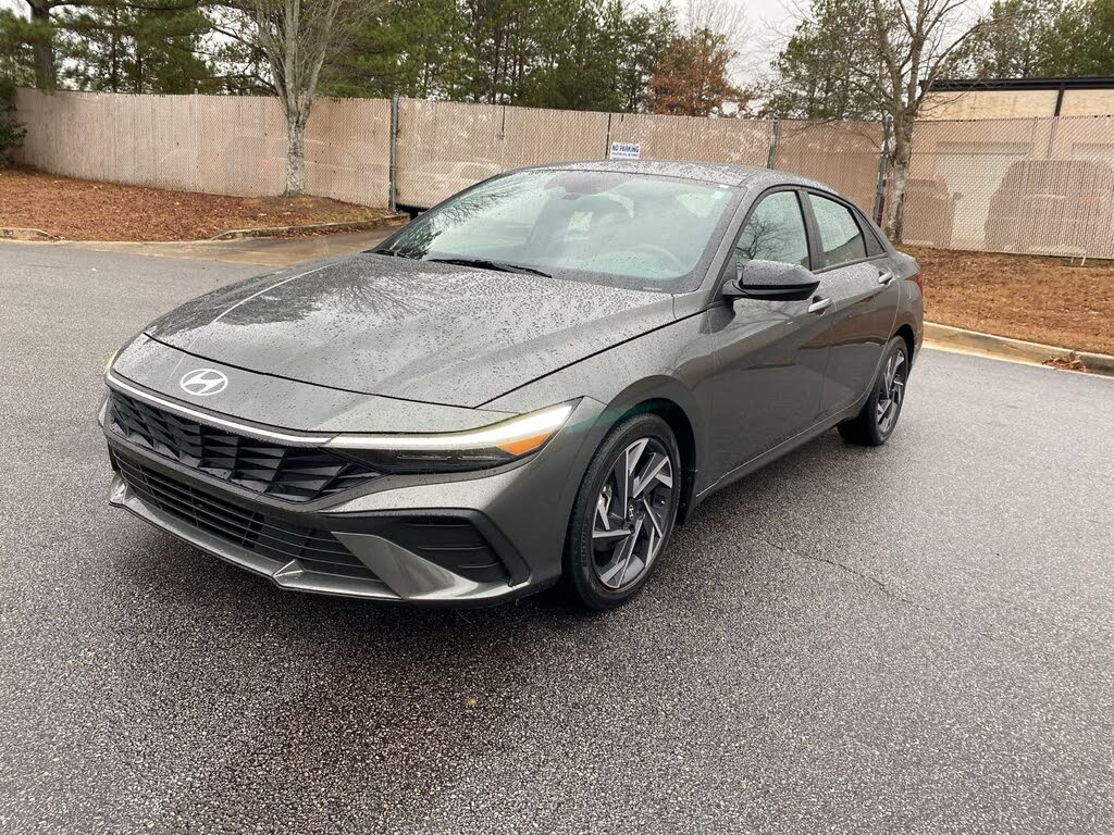 2025 Hyundai Elantra SEL Sport FWD