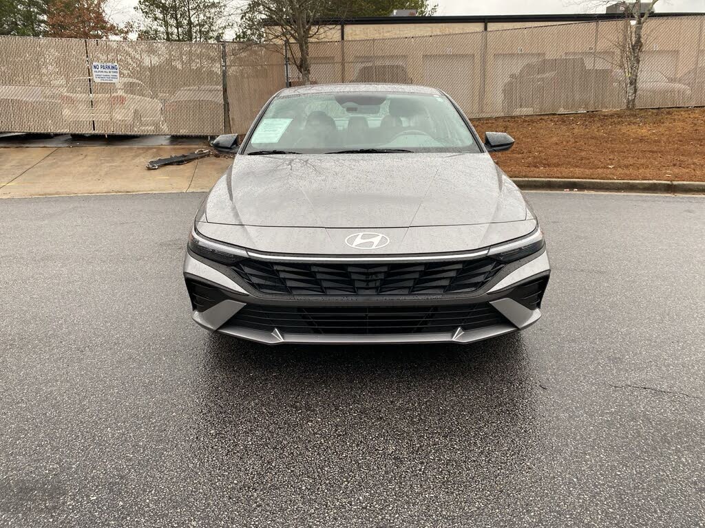 2025 Hyundai Elantra SEL Sport FWD