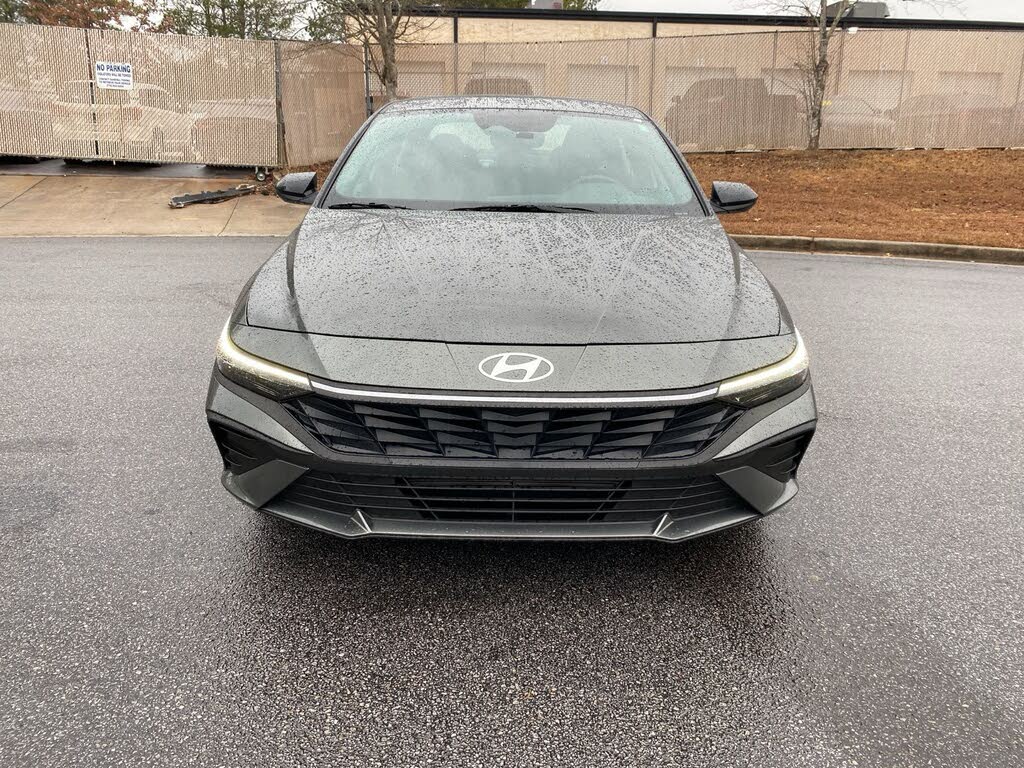 2025 Hyundai Elantra SEL Sport FWD