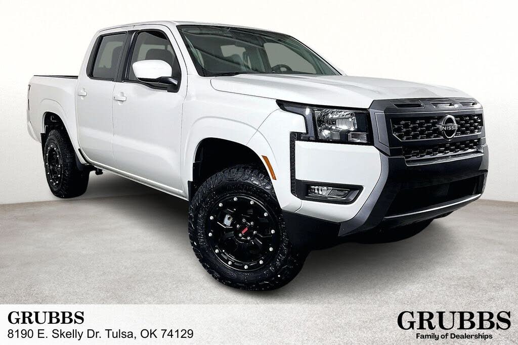 2025 Nissan Frontier SV Crew Cab 4WD