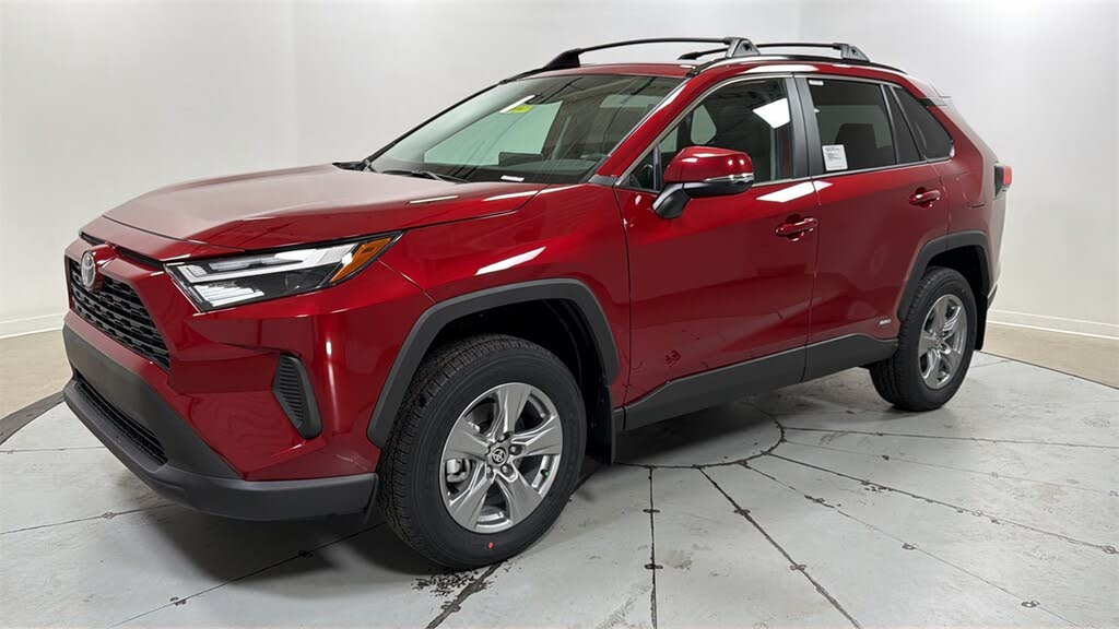 2025 Toyota RAV4 Hybrid XLE AWD
