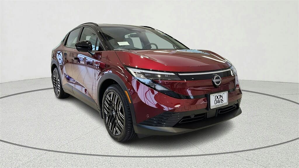 2026 Nissan LEAF Platinum+ FWD