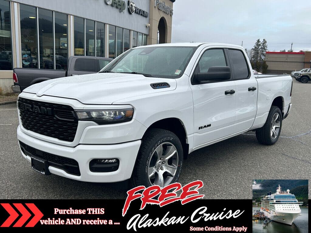 RAM 1500 Express Quad Cab 4WD 2026