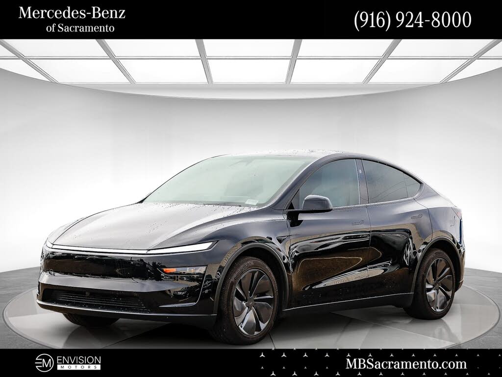 2026 Tesla Model Y Long Range RWD