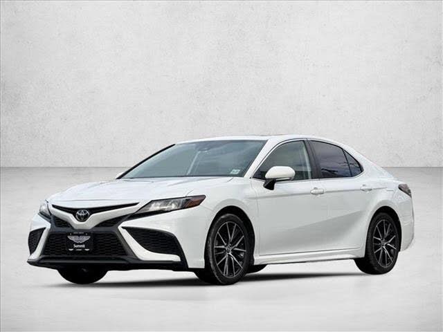 2022 Toyota Camry SE FWD