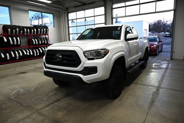 2022 Toyota Tacoma SR V6 Access Cab 4WD