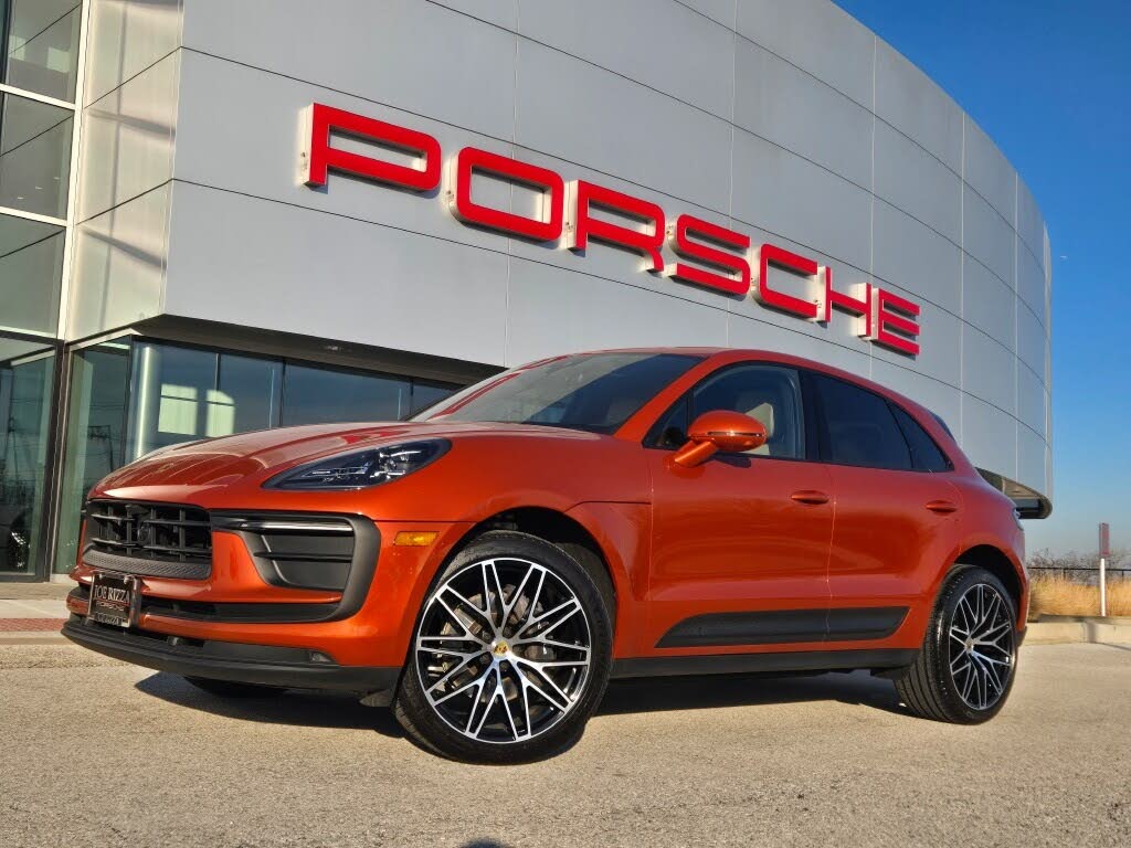2025 Porsche Macan