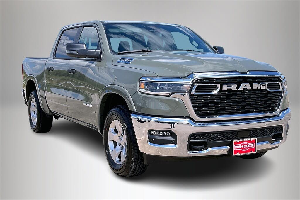2025 RAM 1500 Big Horn Crew Cab 4WD