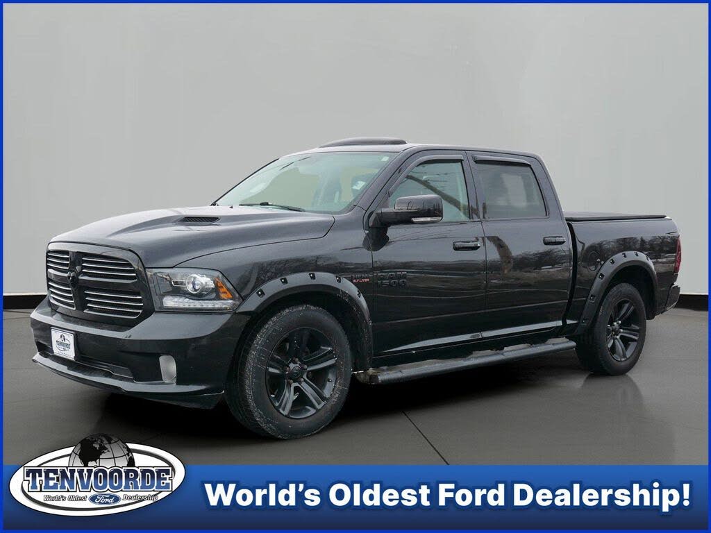 2017 RAM 1500 Sport Crew Cab 4WD