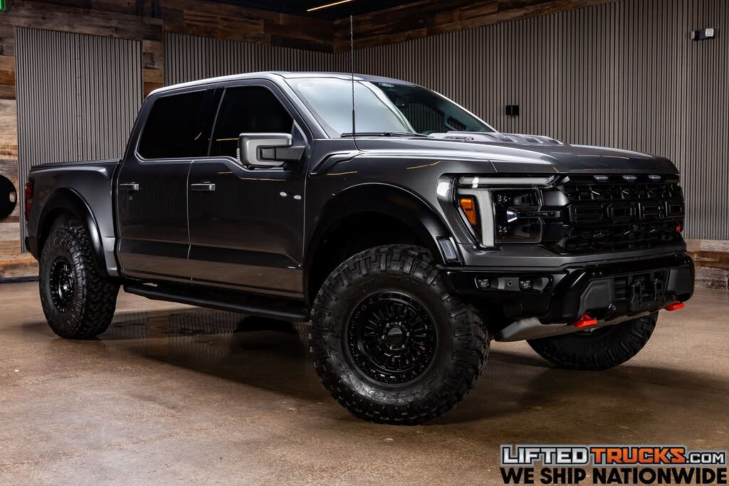 2025 Ford F-150 Raptor SuperCrew 4WD