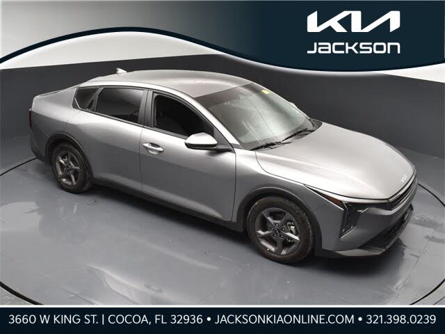 2025 Kia K4 LXS FWD