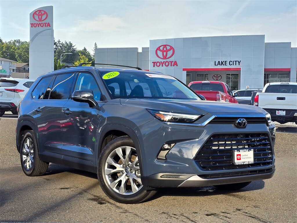 2025 Toyota Grand Highlander Limited FWD