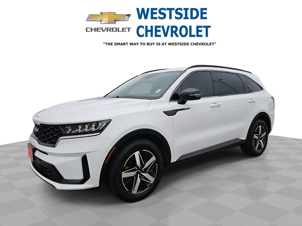 2022 Kia Sorento S FWD