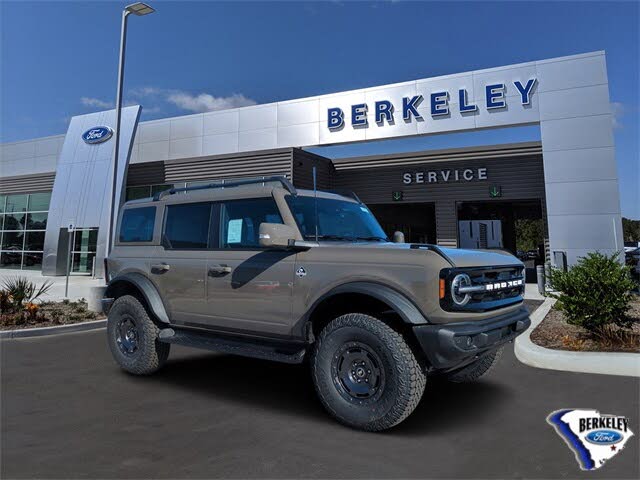 2025 Ford Bronco Outer Banks 4-Door 4WD