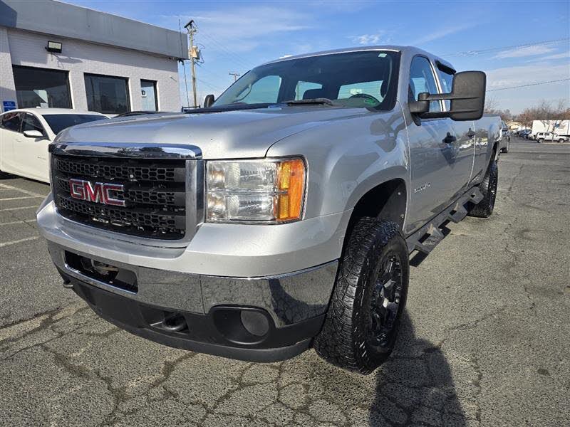 2012 GMC Sierra 3500HD Work Truck Crew Cab LB 4WD