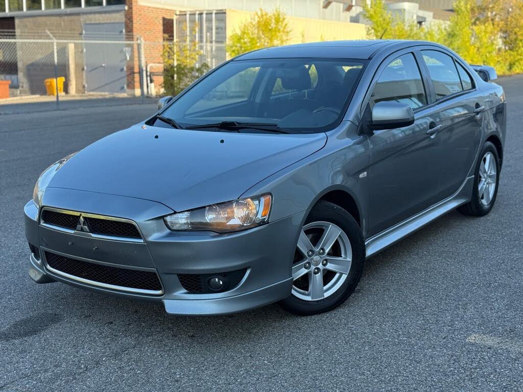 2013 Mitsubishi Lancer SE FWD
