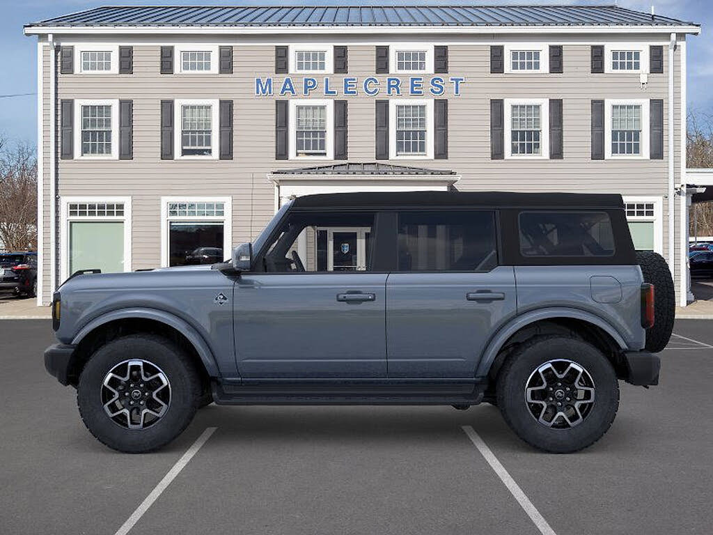 2025 Ford Bronco Outer Banks 4-Door 4WD