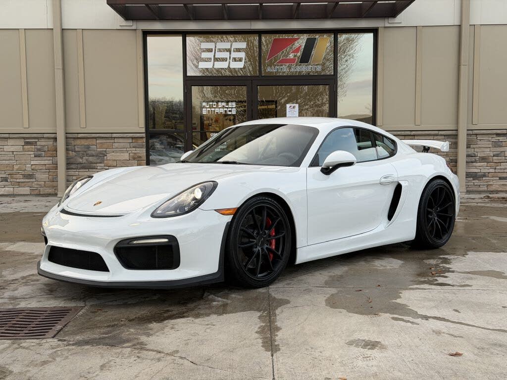 2016 Porsche Cayman GT4