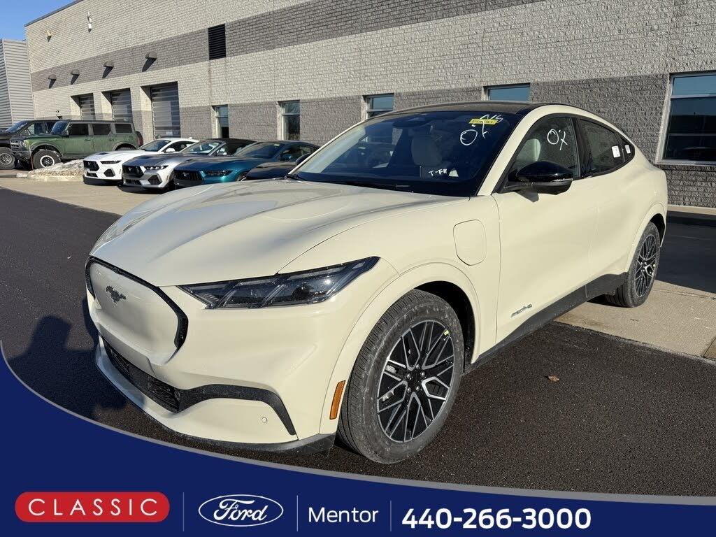 2025 Ford Mustang Mach-E Premium AWD