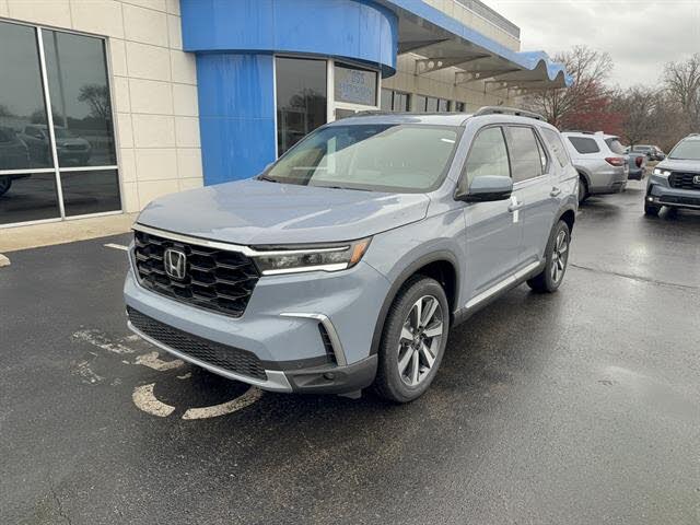 2025 Honda Pilot Touring AWD