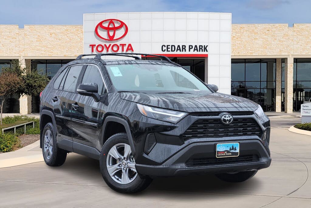 2025 Toyota RAV4 Hybrid XLE AWD