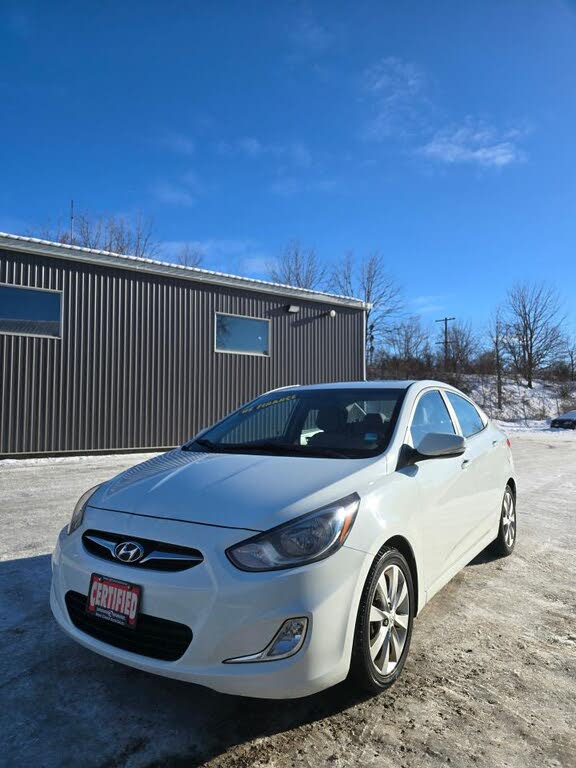 2013 Hyundai Accent GLS Sedan FWD