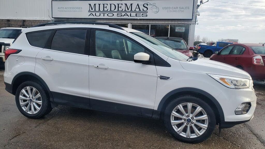 2019 Ford Escape SEL FWD