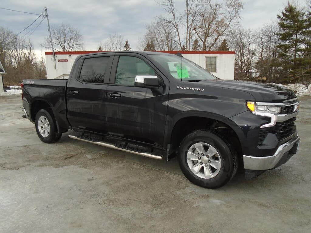 2024 Chevrolet Silverado 1500 LT Crew Cab 4WD