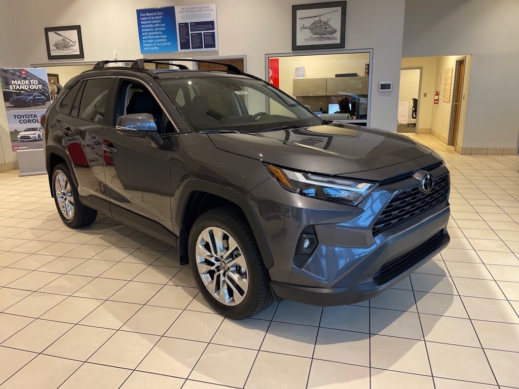 2025 Toyota RAV4 XLE Premium FWD