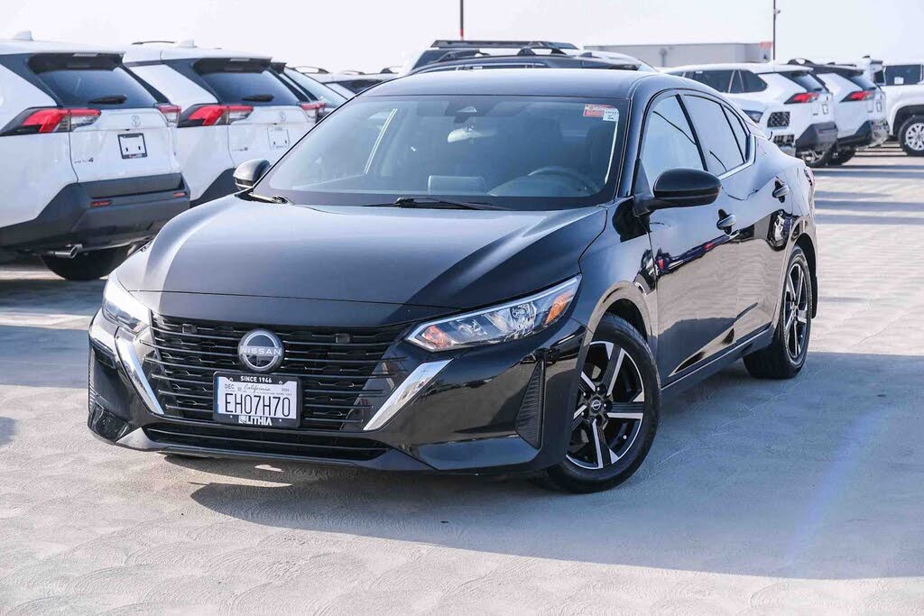 2024 Nissan Sentra SV FWD