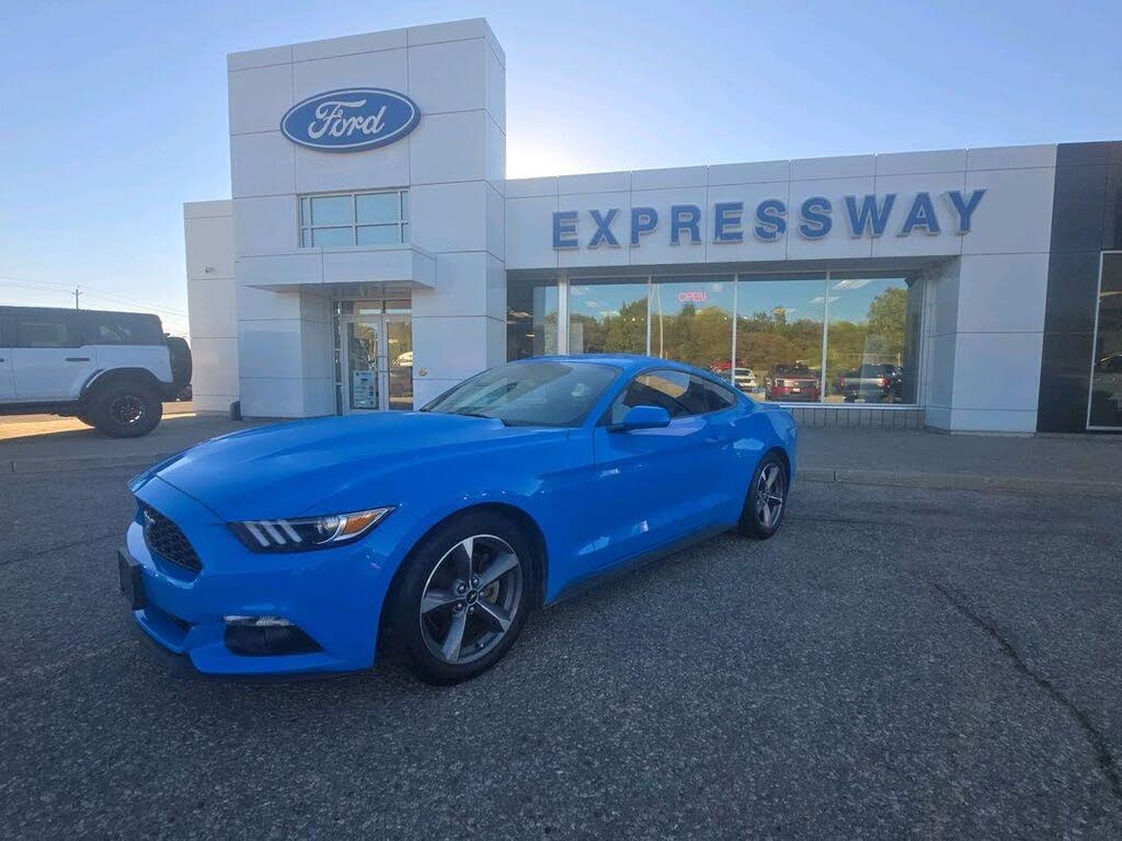 2017 Ford Mustang EcoBoost Coupe RWD