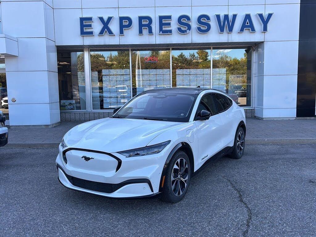 2022 Ford Mustang Mach-E Premium AWD