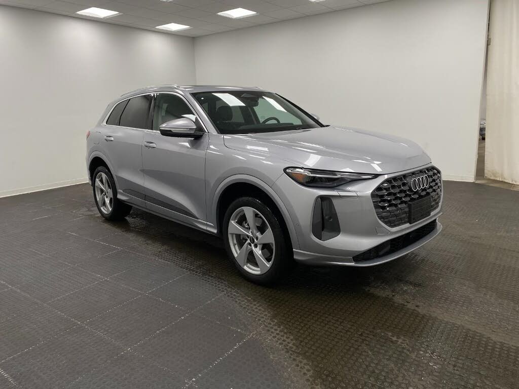 2025 Audi Q5 quattro Premium Plus 40 TFSI