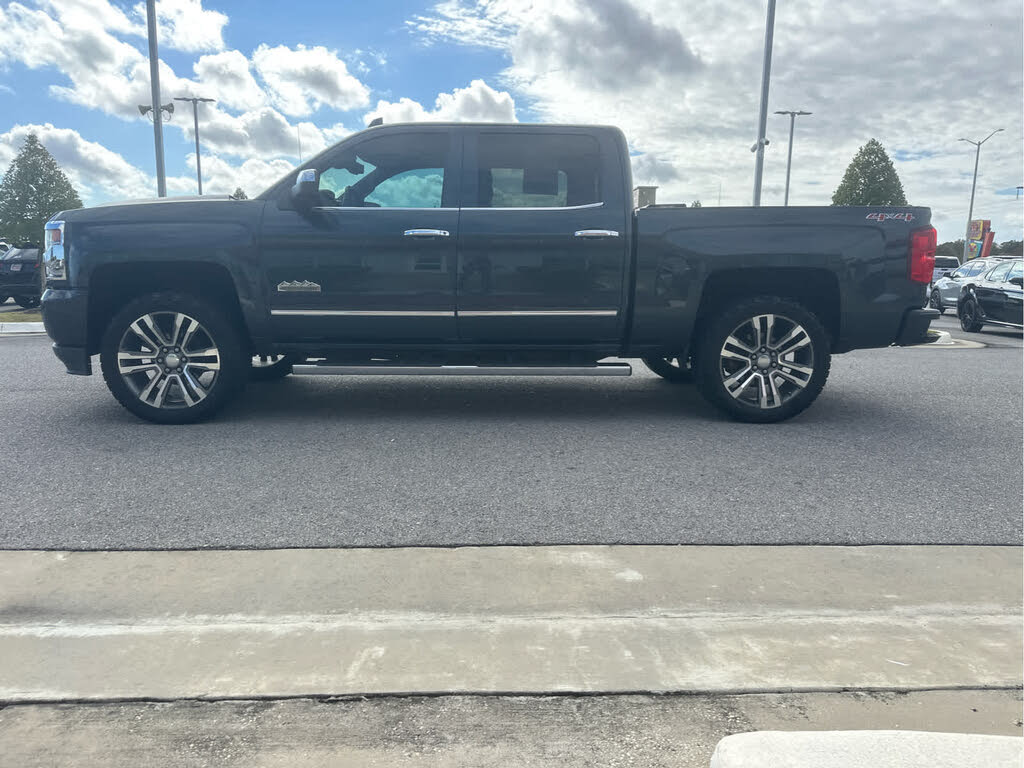 2017 Chevrolet Silverado 1500 High Country Crew Cab 4WD