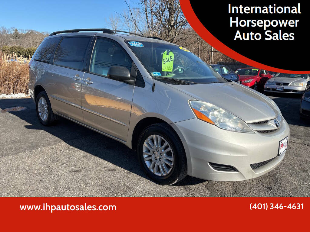 2009 Toyota Sienna CE 7-Passenger AWD