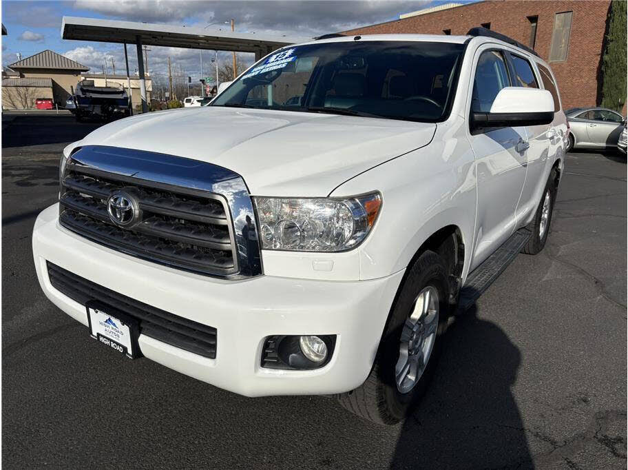 2015 Toyota Sequoia SR5 4WD