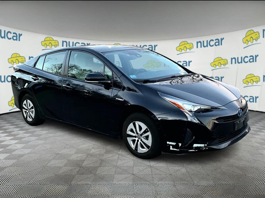 2017 Toyota Prius Three FWD