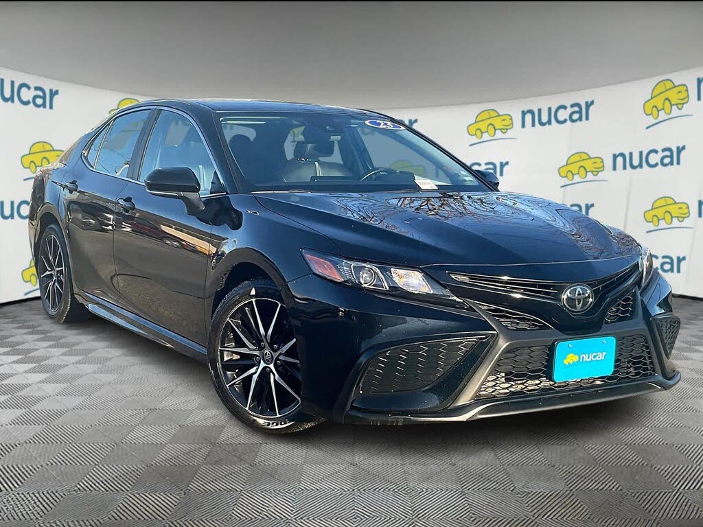 2023 Toyota Camry SE FWD