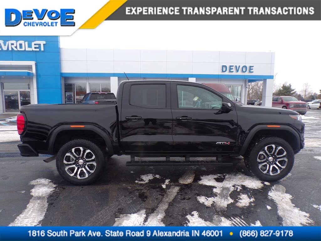 2024 GMC Canyon AT4 Crew Cab 4WD