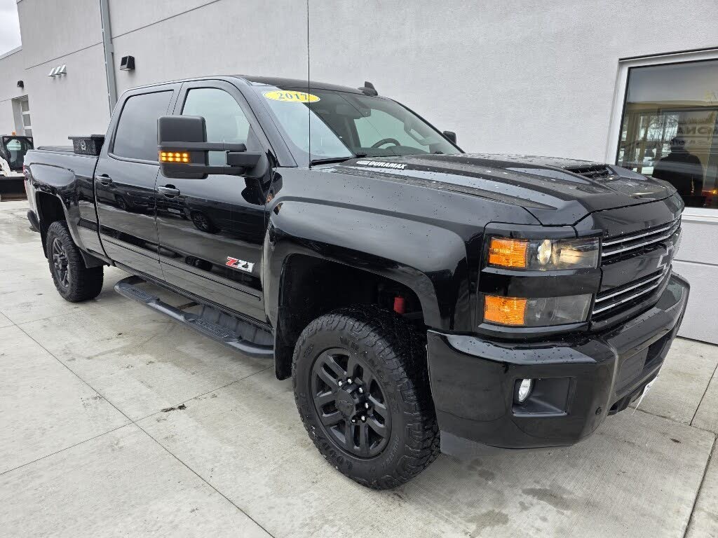 2017 Chevrolet Silverado 2500HD LT Crew Cab 4WD