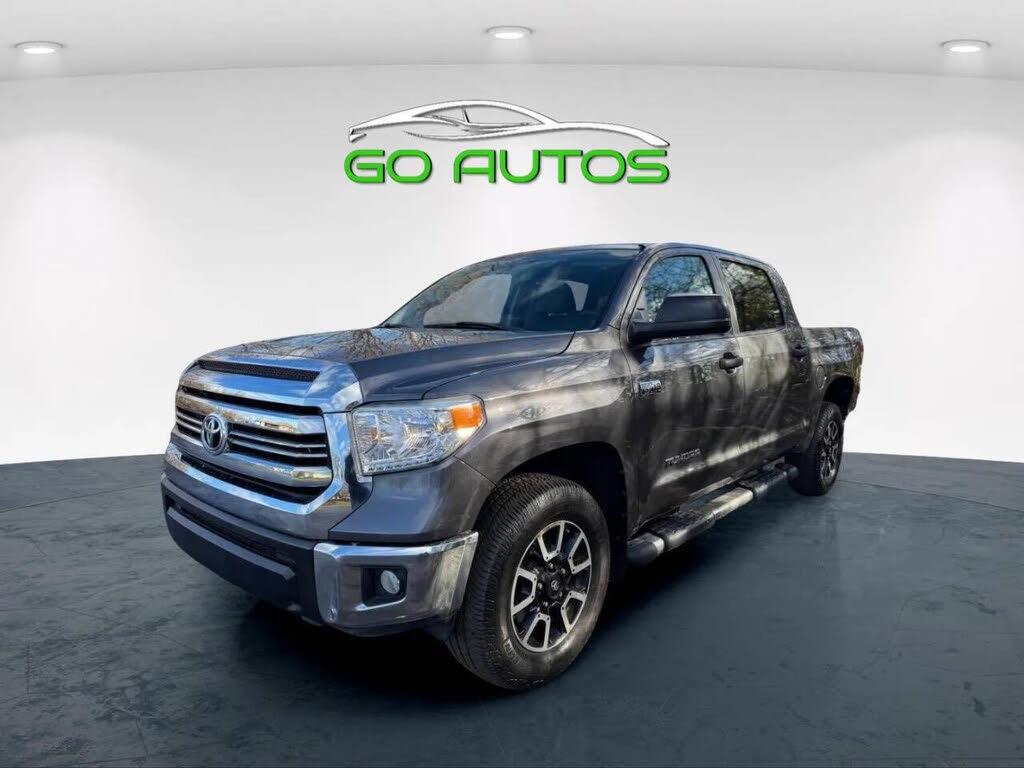 2017 Toyota Tundra SR5 CrewMax 5.7L FFV 4WD