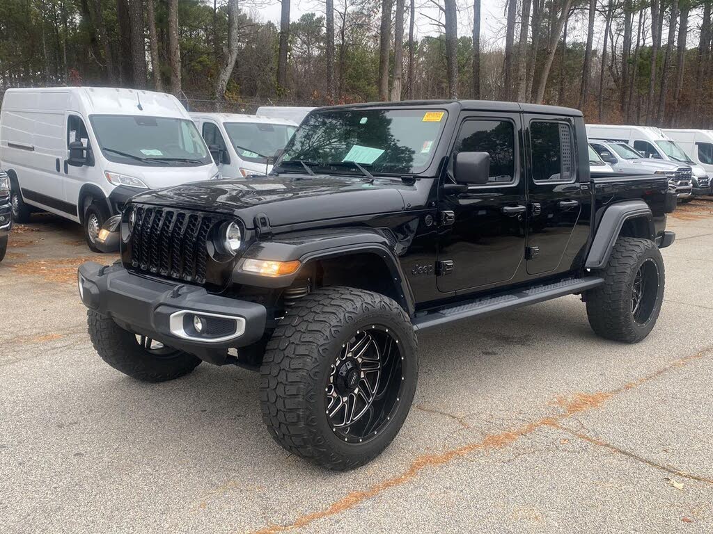 2021 Jeep Gladiator Sport S Crew Cab 4WD
