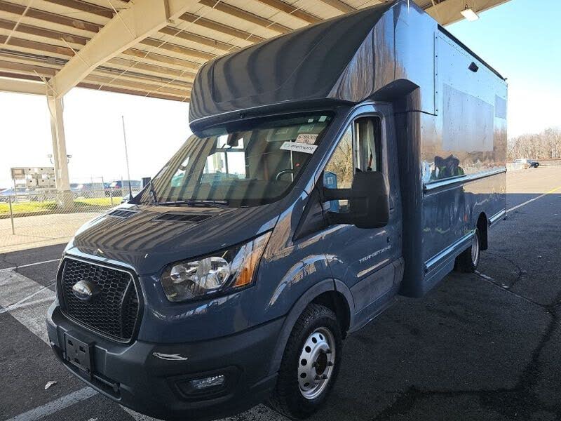 2022 Ford Transit Chassis 350 HD 9950 GVWR 178 DRW RWD