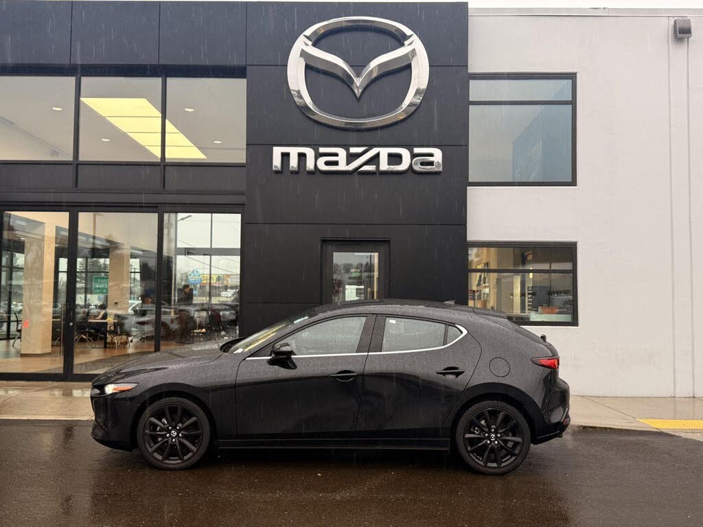 2022 Mazda MAZDA3 Premium Hatchback FWD