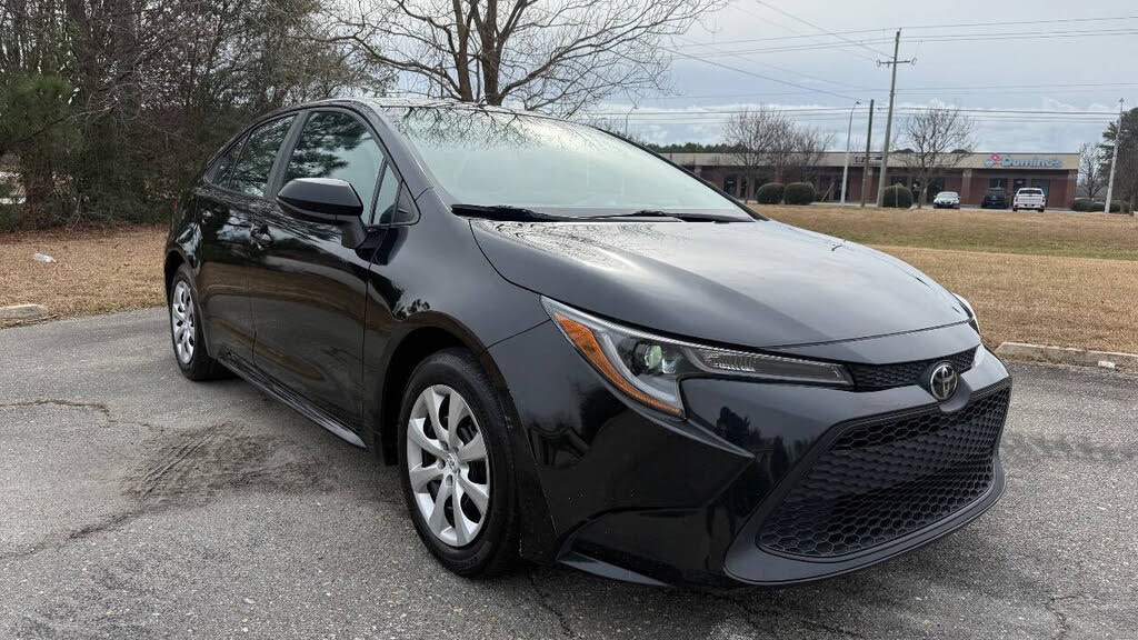 2022 Toyota Corolla LE FWD